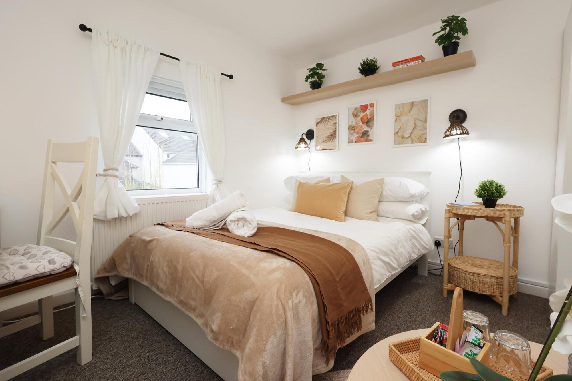 Cardiff City Guesthouse, Central Rooms, Fast Wi-Fi, On-Street Parking Extérieur photo