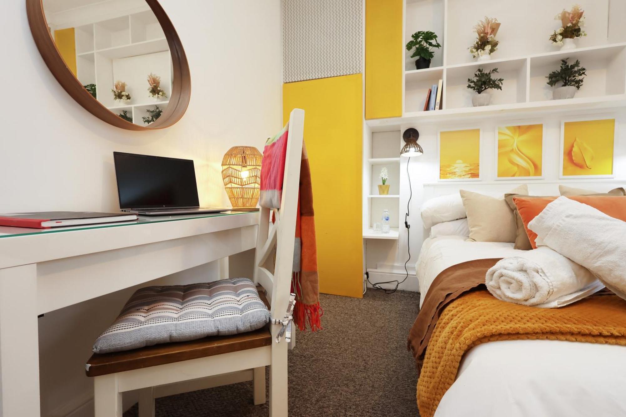 Cardiff City Guesthouse, Central Rooms, Fast Wi-Fi, On-Street Parking Extérieur photo